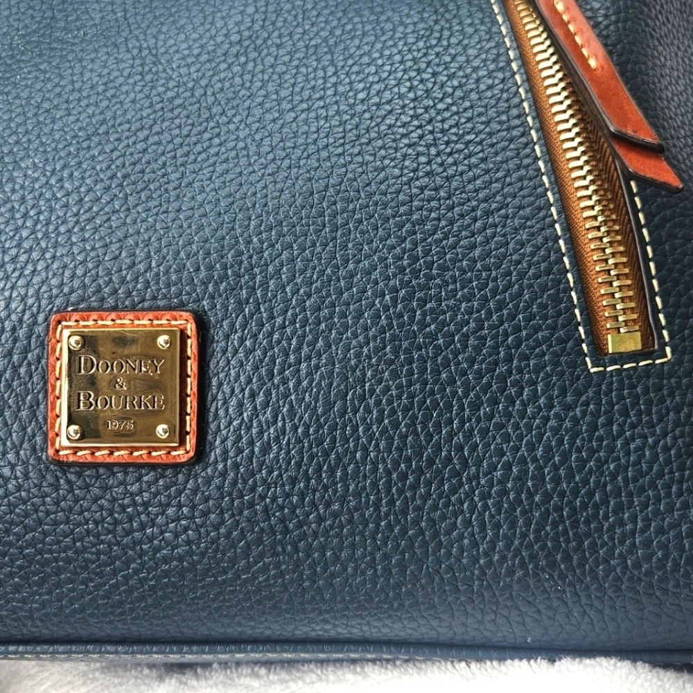 Dooney & Bourke Marine Blue Pebbled Leather Cooper Hobo Bag Leather&Gold Accents - Picture 4 of 14